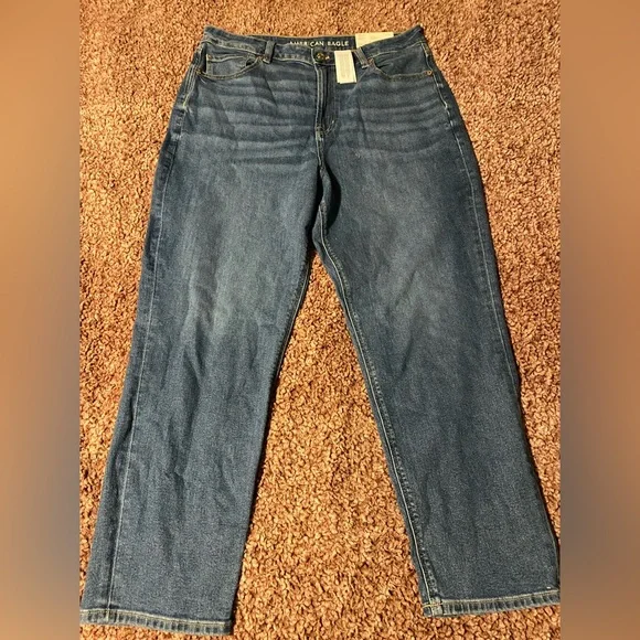 American Eagle mom jeans size 14, new with tag - Picture 1 of 9